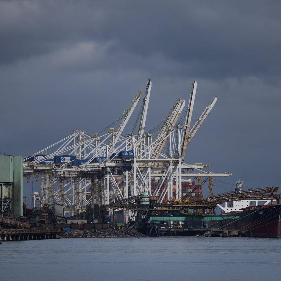 B.C. port expansion seeks fast-track by Canada's new major projects office